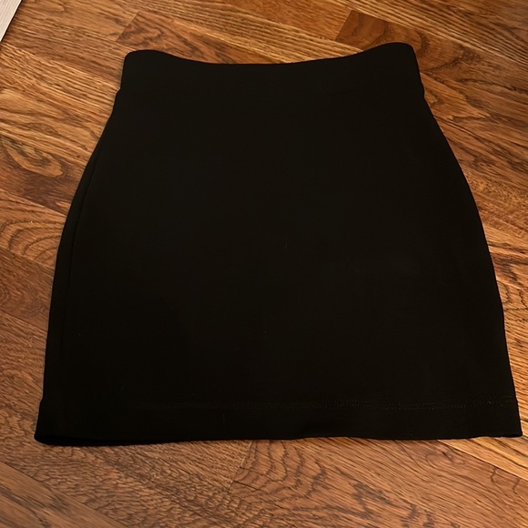 Sally Miller Black Two Piece Skirt Set - Picture 10 of 10